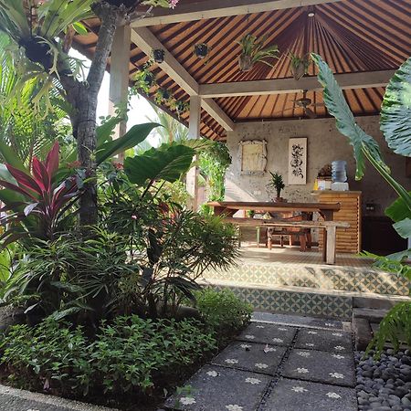 D Anyar Stay And Surf Canggu Zewnętrze zdjęcie